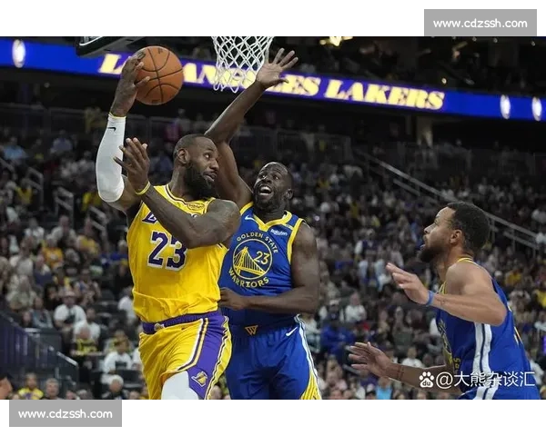 湖人对决热火总决赛全场回放经典瞬间与冠军之路解析完整战术巅峰对抗